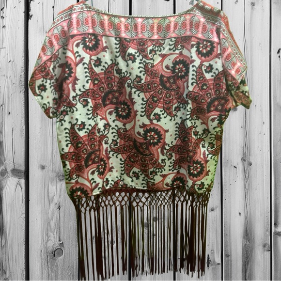 Michael Kors Coral and Cream Paisley Off-Shoulder Fringe Top M - Picture 3 of 10